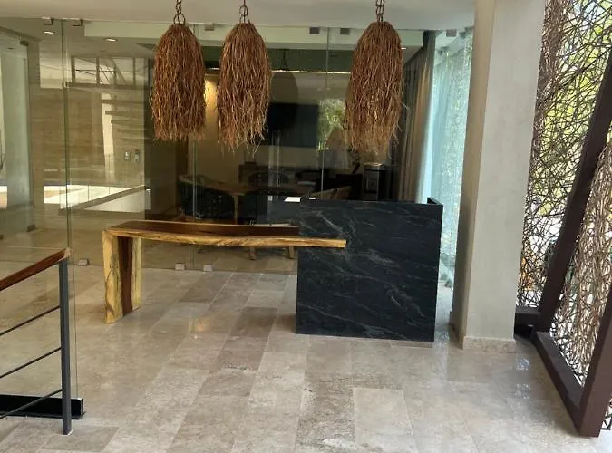 Charming Akua Aldea Zama Premium